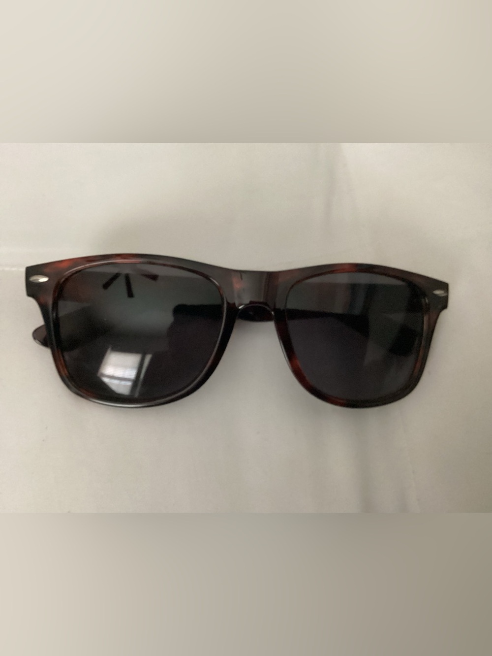 Classic wayfarer Sunglasses - Dark Lenses casa noble